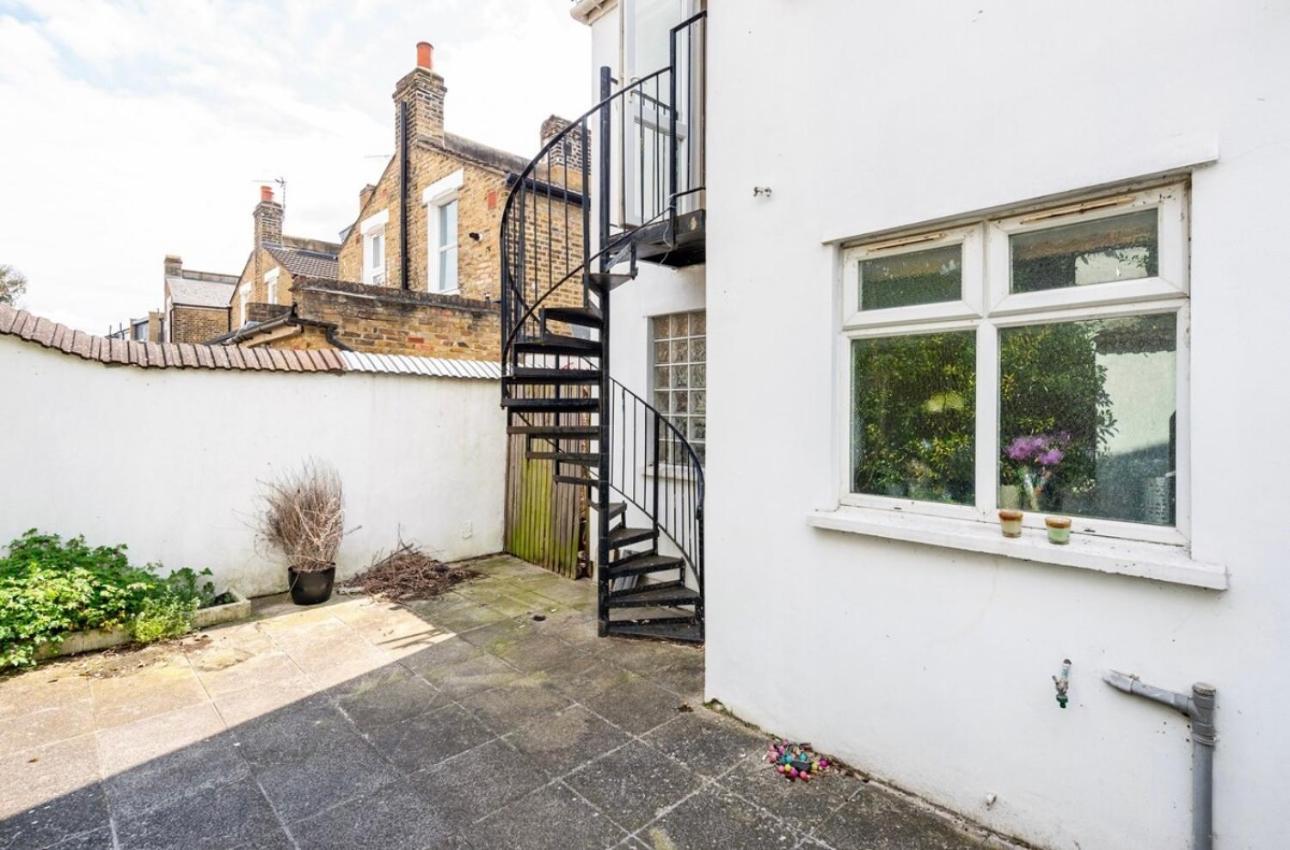Lovely 3-Bed 20 Minutes To Central London Kültér fotó